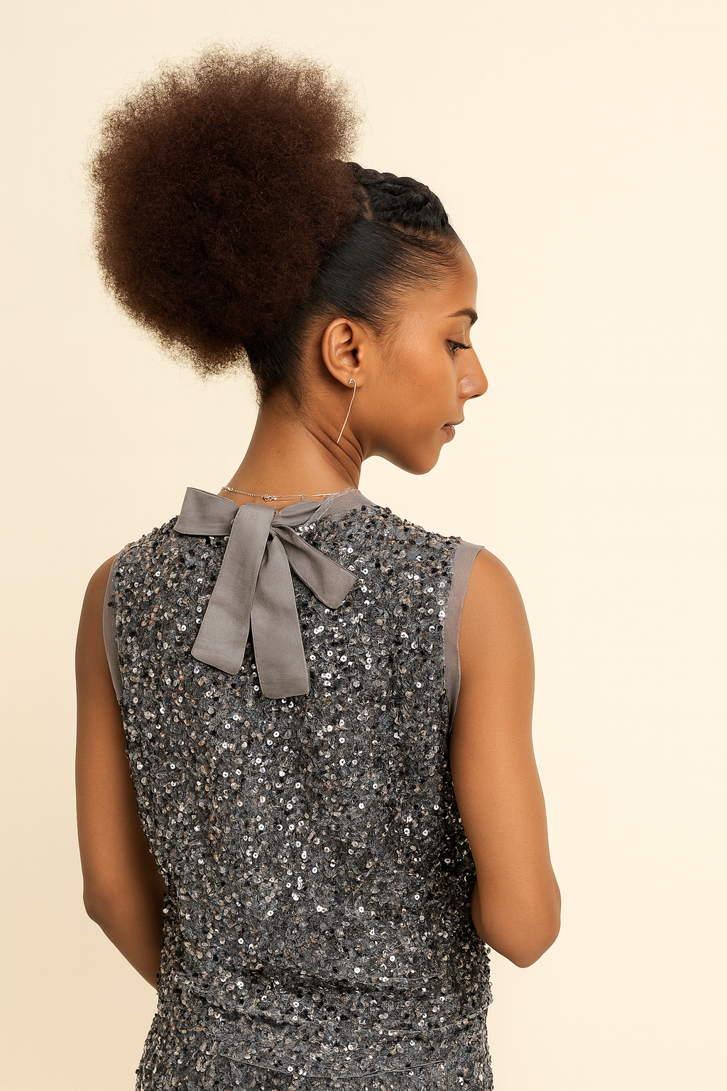 Blouse SARAH – Sans manches à sequins gris