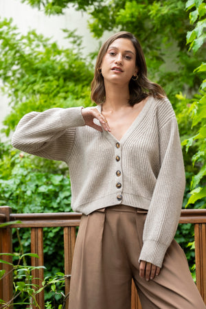 Cardigan SAKURA – Gilet court en maille beige