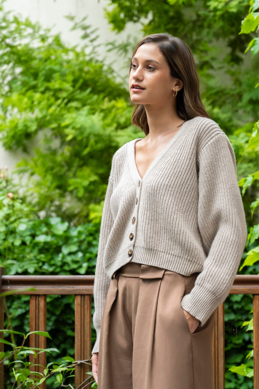 Cardigan SAKURA – Gilet court en maille beige