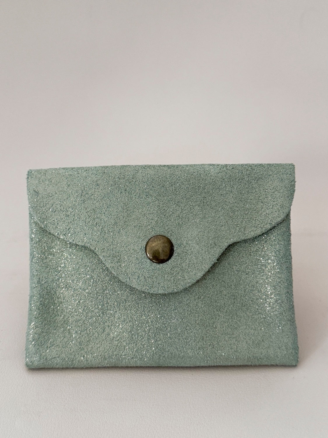 Porte-monnaie MINA – Cuir pailleté couleur amande