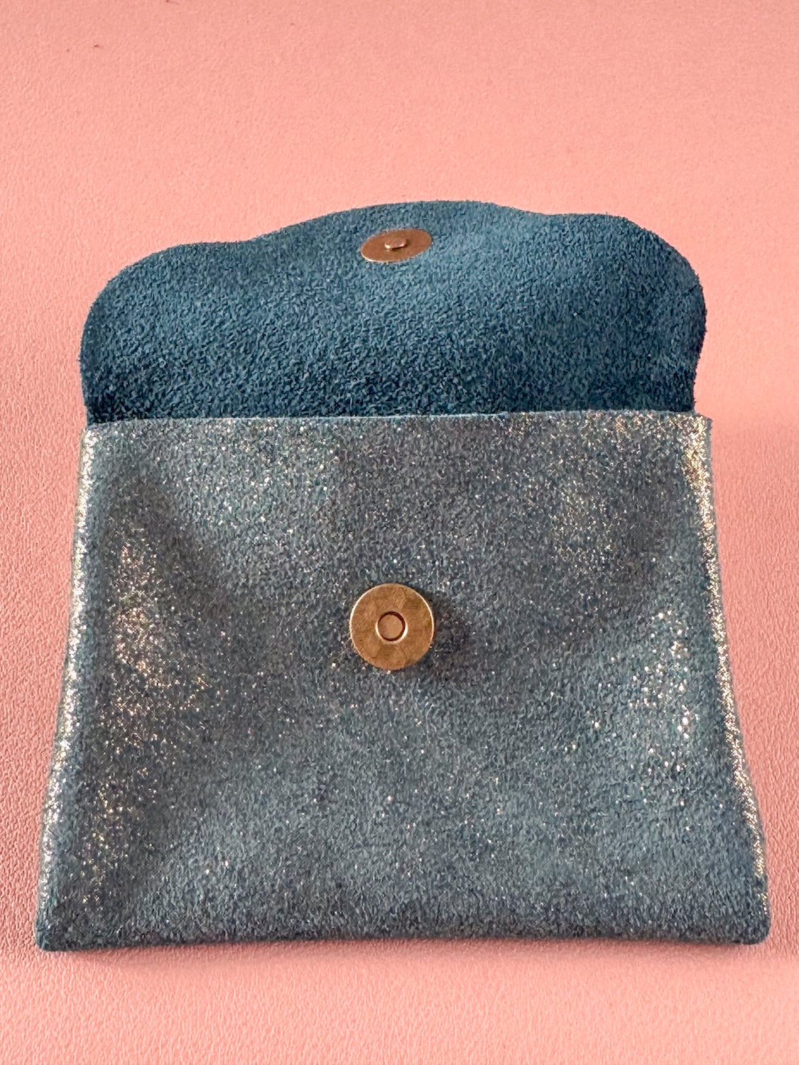 Porte-monnaie MINA – Cuir pailleté émeraude