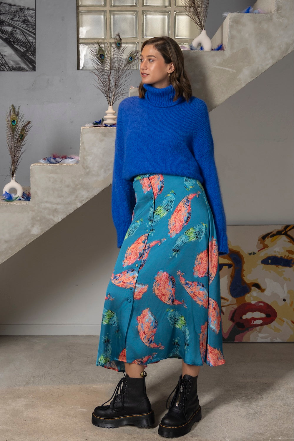 Pull INALYAH – Maille moelleuse col roulé en bleu électrique