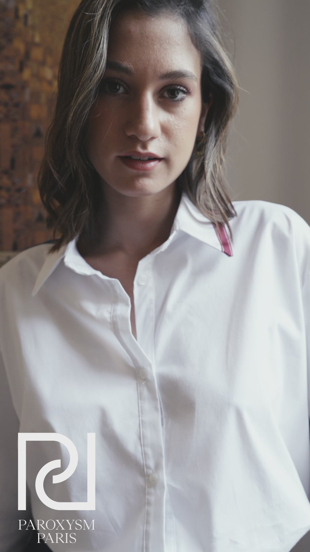 Chemise ADAMA – Popeline blanche rehaussée de détails colorés