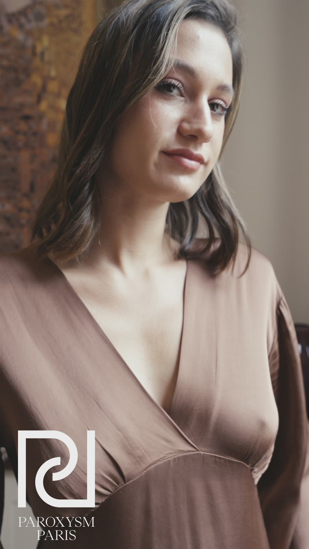 Robe NELLY – Mini robe fluide en viscose chocolat